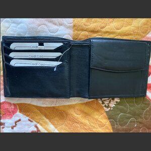 * READ * Black Genuine Leather Men's Lightweight Folding Wallet Unbranded NWOT